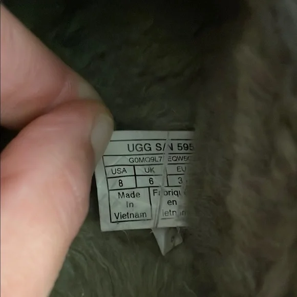 COPY - UGG Tasman Slippers - Picture 3 of 3